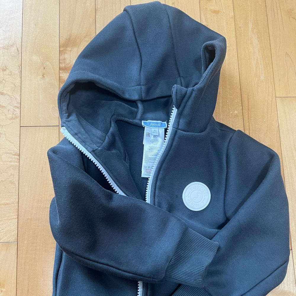 Jacadi sweater size 4T
